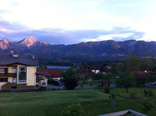 Apartment Seeblick Drobollach am Faakersee Bagian luar foto
